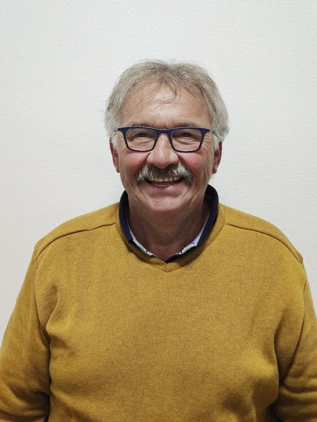 Yves PERRAULT Yves PERRAULT